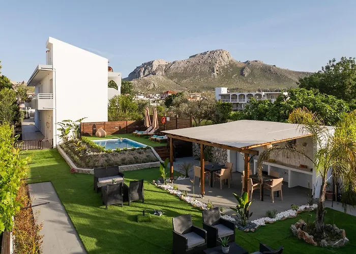 Kathy's In Archaggelos * Archangelos (Rhodes)