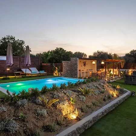 Kathy's In Archaggelos *