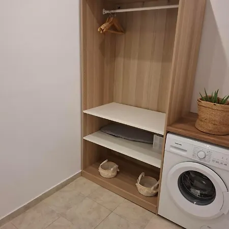 Lägenhet Kathy's In Archaggelos *