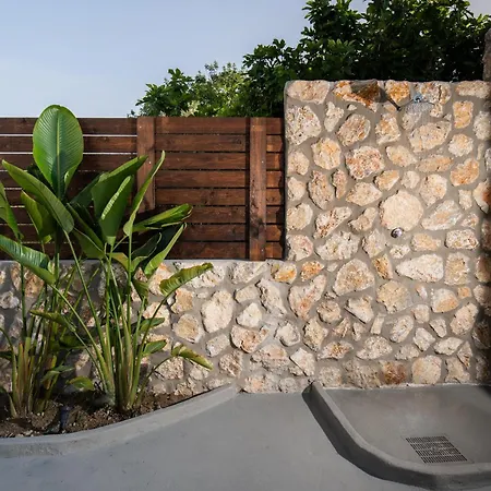 Kathy's In Archaggelos *